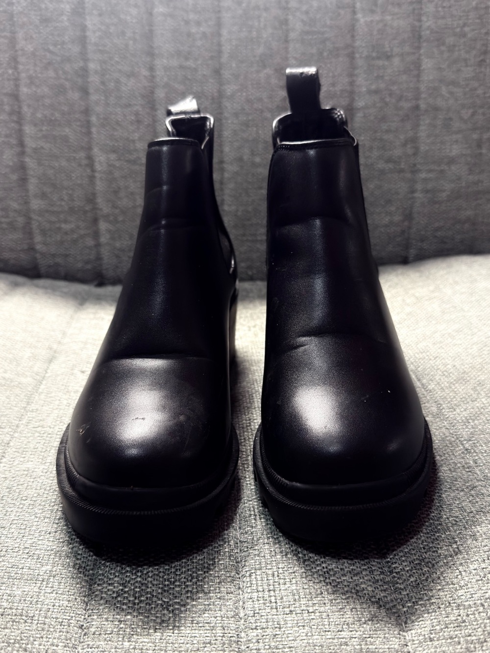 Steve Madden Women’s Black Chelsea Boots - Sleek Pull-On Design